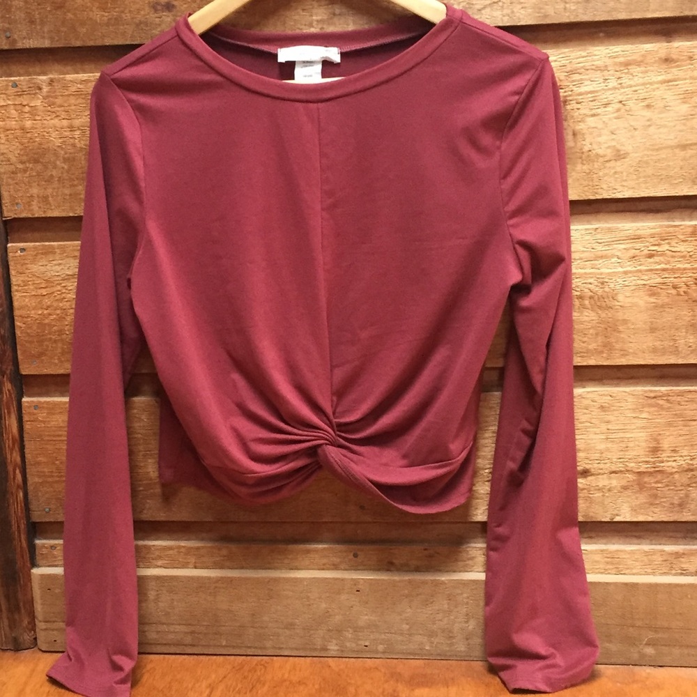 Gaze Crop Top